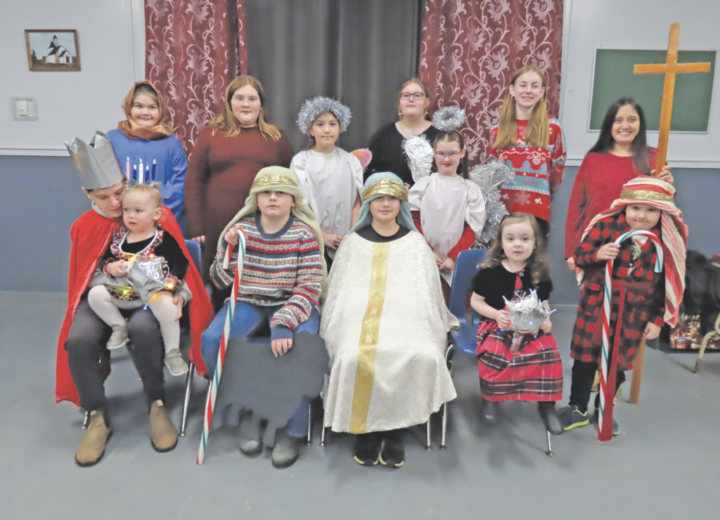 children from Cartwright Labrador dressed as people from the nativity of Jesus
